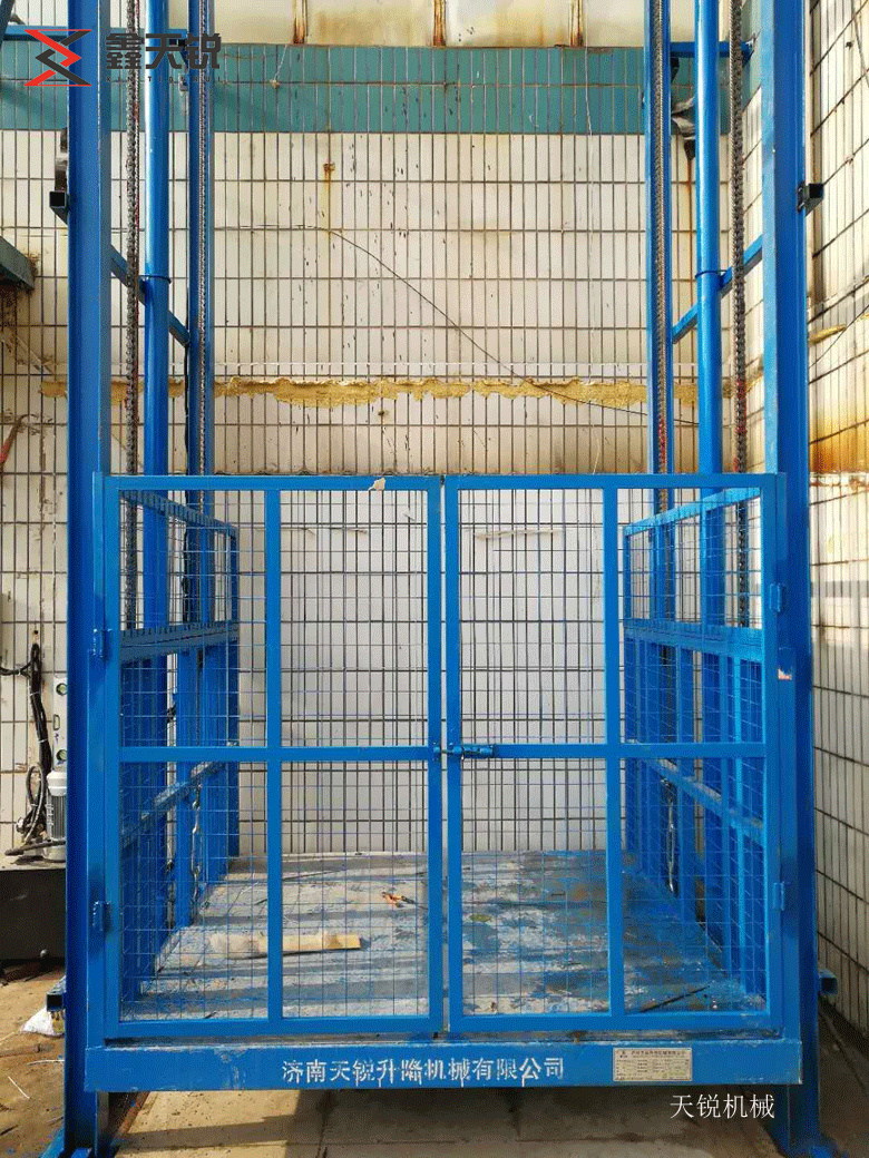 绍兴室外贴墙导轨式升降机